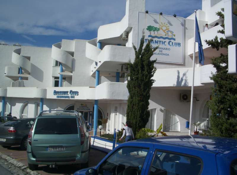 Aparthotel Ona Campanario Sitio de Calahonda Exterior photo
